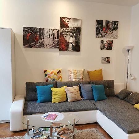 Patrik Apartman Székesfehérvár Zewnętrze zdjęcie