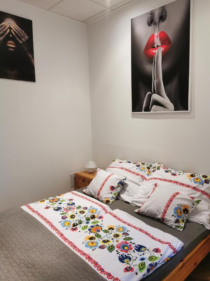 Patrik Apartman Székesfehérvár Zewnętrze zdjęcie
